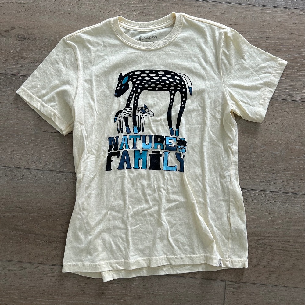 Cotopaxi "Nature is Family" Tee -- Women's Small -- NEW